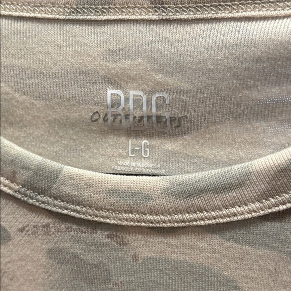 Urban Outfitters Baby Style Tee Light Camo New With Tags - Picture 4 of 5